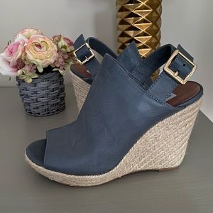 Steve Madden wedges size 9